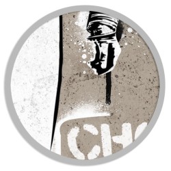 A trendy decoration on your wall with the street art portrait !